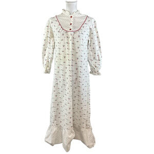 Vintage Lyn Anne Night Gown size Small Ivory Red Rose Floral Flannel Granny Core